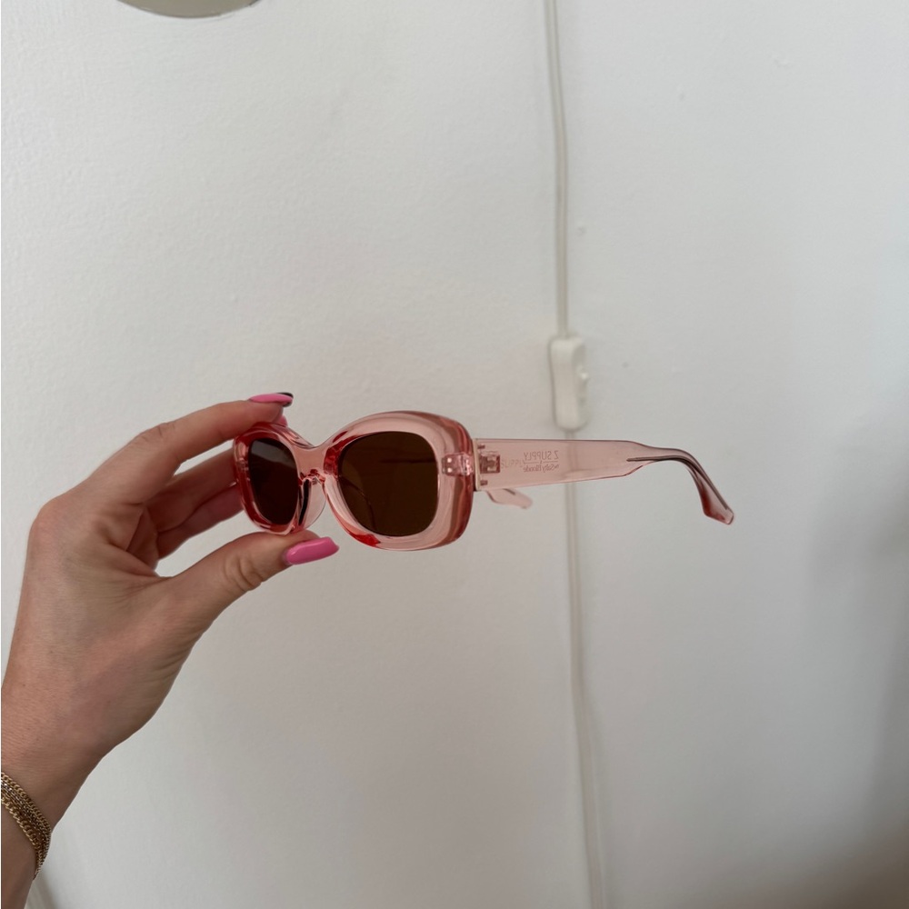 Z Supply Pink Sunglasses - Picture 3 of 12